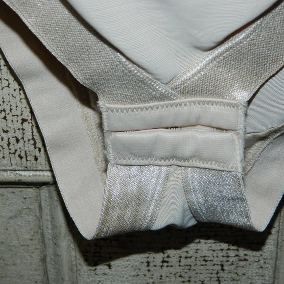 Maidenform Latte Body Shaper w/Built-In Bra & Anti-Static Shapewear 38D (HH-18) - Picture 3 of 9